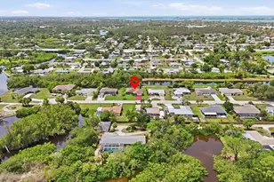 383 E Wentworth Cir, Englewood, FL 34223 - Photo 3