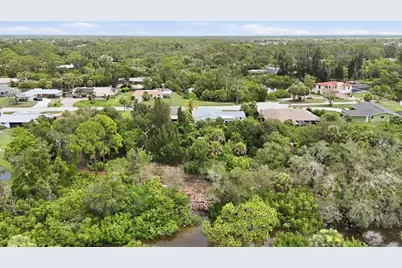 383 E Wentworth Circle, Englewood, FL 34223 - Photo 47