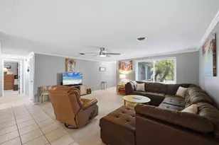 383 E Wentworth Cir, Englewood, FL 34223 - Photo 13
