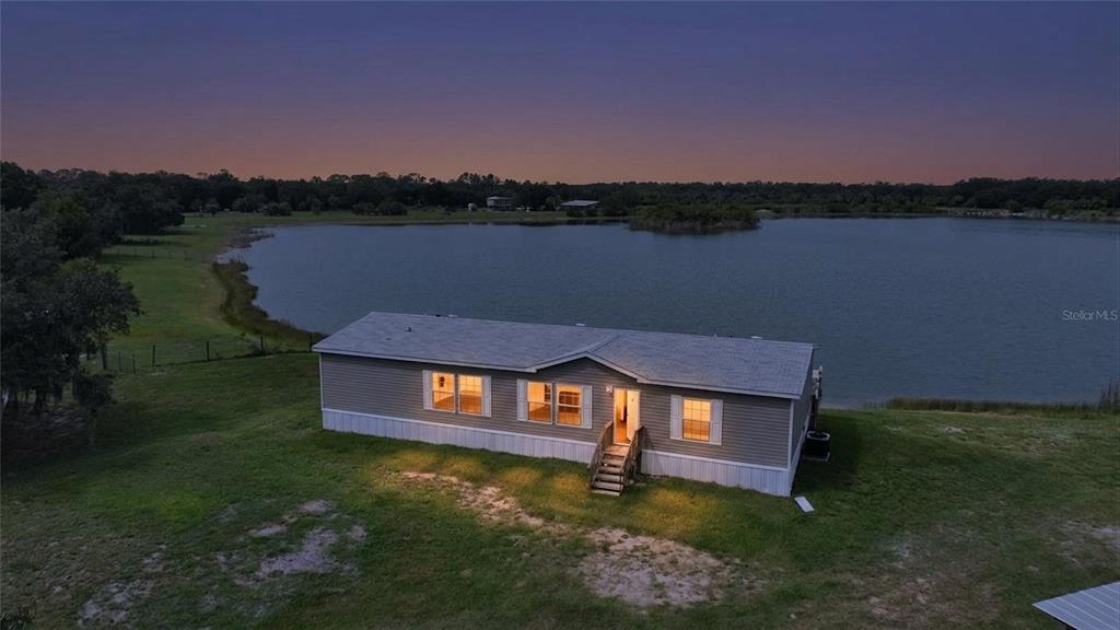 11587 SE Foster Ave - 11587 SE Foster Ave, Arcadia, FL 34266 Luxury Property | Jose Angel Pina