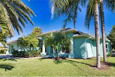 525 Rotonda Circle, Rotonda West, FL 33947 - Photo 9