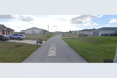 520 NW 25th Terrace, Cape Coral, FL 33993 - Photo 5