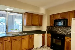 340 Peary Rd, Venice, FL 34293 - Photo 13