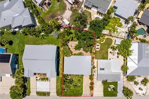 1330 Holiday Dr, Englewood, FL 34223 - Photo 51