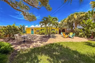 1330 Holiday Dr, Englewood, FL 34223 - Photo 45