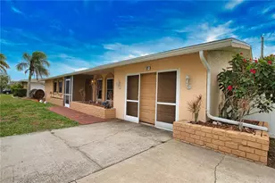 27 Annapolis Ln, Rotonda West, FL 33947 - Photo 5