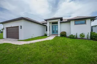 224 W Pine Valley Ln, Rotonda West, FL 33947 - Photo 3