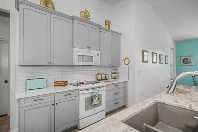 224 W Pine Valley Lane, Rotonda West, FL 33947 - Photo 27
