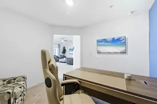 12580 Galapagos Ct, Venice, FL 34293 - Photo 17
