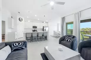 12580 Galapagos Ct, Venice, FL 34293 - Photo 5