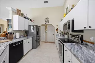 230 E Green St, Englewood, FL 34223 - Photo 15