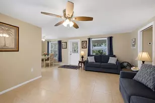 630 E Seminole Dr, Venice, FL 34293 - Photo 11