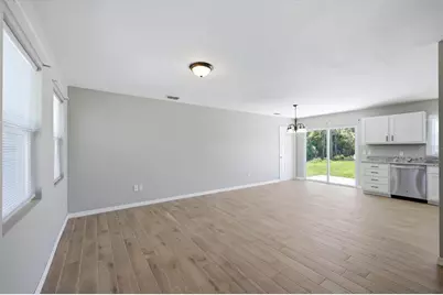 10453 Reims Avenue, Englewood, FL 34224 - Photo 5