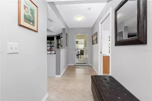 511 Pine Hollow Cir, Englewood, FL 34223 - Photo 5