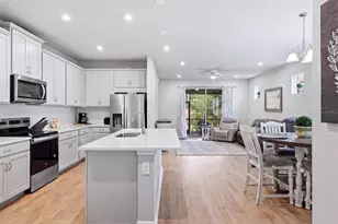 20411 Symphony Pl, Venice, FL 34293 - Photo 17