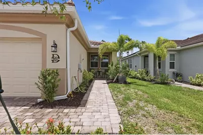 20411 Symphony Place, Venice, FL 34293 - Photo 3