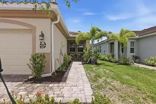 20411 Symphony Pl, Venice, FL 34293 - Photo 3