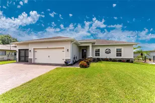 93 Mark Twain Ln, Rotonda West, FL 33947 - Photo 1