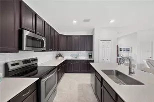 93 Mark Twain Ln, Rotonda West, FL 33947 - Photo 19