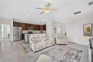 93 Mark Twain Ln, Rotonda West, FL 33947 - Photo 15