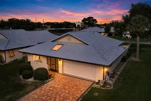 49 Sandstone Cir, Venice, FL 34293 - Photo 1