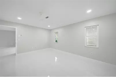 49 Sandstone Circle, Venice, FL 34293 - Photo 15