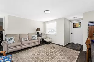 1032 Elaine St, Venice, FL 34285 - Photo 5