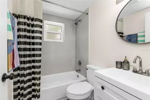 1032 Elaine St, Venice, FL 34285 - Photo 13