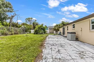 1032 Elaine St, Venice, FL 34285 - Photo 21