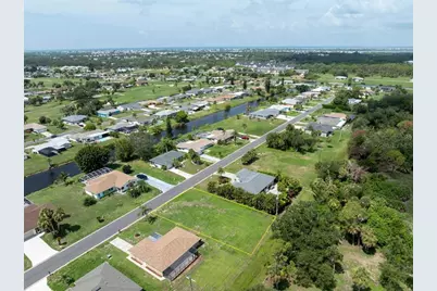 269 Annapolis Lane, Rotonda West, FL 33947 - Photo 9