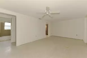 780 S Oxford Dr, Englewood, FL 34223 - Photo 23