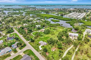 780 S Oxford Dr, Englewood, FL 34223 - Photo 5