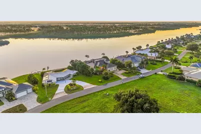390 Coral Creek Drive, Placida, FL 33946 - Photo 37