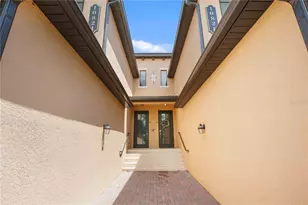 10821 Tarflower Dr, Venice, FL 34293 - Photo 7