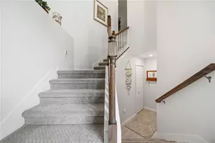 10821 Tarflower Dr, Venice, FL 34293 - Photo 9