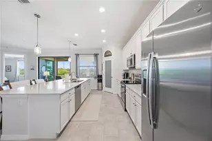 10821 Tarflower Dr, Venice, FL 34293 - Photo 19
