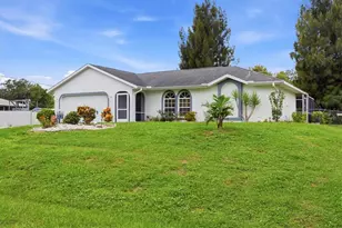 650 Chevy Chase St, Port Charlotte, FL 33948 - Photo 3