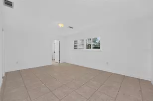 200 S Oxford Dr, Englewood, FL 34223 - Photo 31