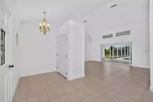 200 S Oxford Dr, Englewood, FL 34223 - Photo 5