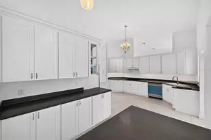 200 S Oxford Dr, Englewood, FL 34223 - Photo 21