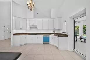 200 S Oxford Dr, Englewood, FL 34223 - Photo 15