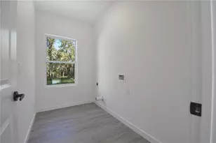 18380 Dakota Ave, Port Charlotte, FL 33954 - Photo 9