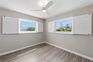1317 Cypress Ave, Venice, FL 34285 - Photo 9