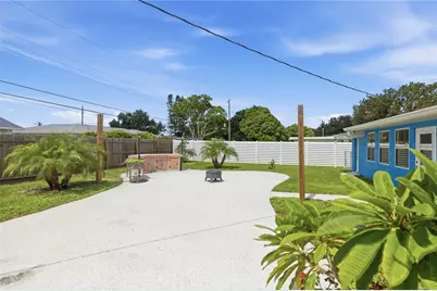 1317 Cypress Avenue, Venice, FL 34285 - Photo 31