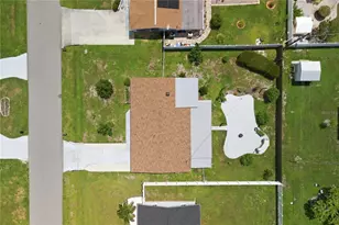 1317 Cypress Ave, Venice, FL 34285 - Photo 3