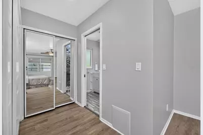 559 Mount Vernon Drive, Venice, FL 34293 - Photo 25