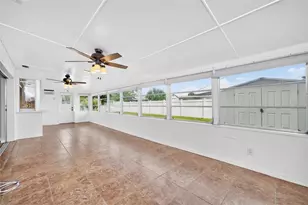 559 Mt Vernon Dr, Venice, FL 34293 - Photo 7