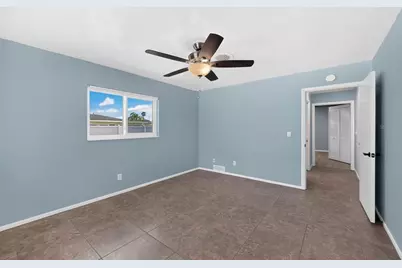 559 Mount Vernon Drive, Venice, FL 34293 - Photo 31