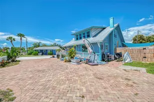 530 W Green St, Englewood, FL 34223 - Photo 9