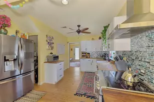 530 W Green St, Englewood, FL 34223 - Photo 17